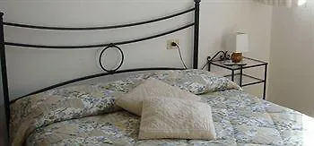 Residenze Etruria מלון דירות