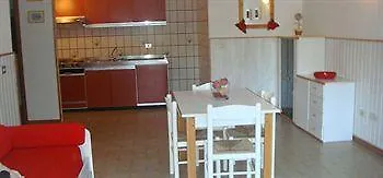 מלון דירות Residenze Etruria 2*