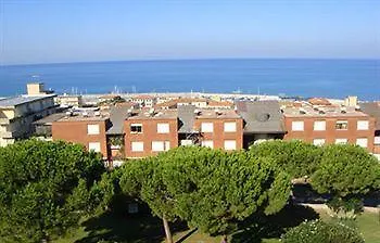 Residenze Etruria 3* San Vincenzo